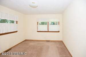 16464 On Ave E, Climax, MI 49034 photo 11