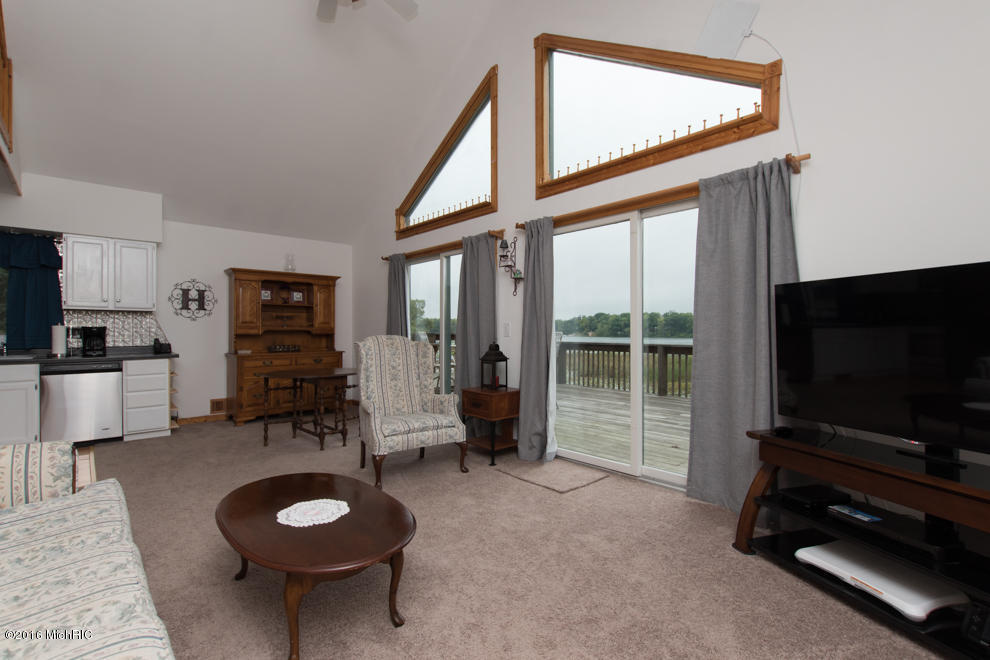 11520 Channel Dr, Plainwell, MI 49080 photo 6