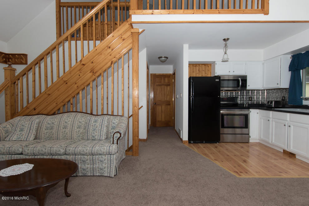 11520 Channel Dr, Plainwell, MI 49080 photo 5