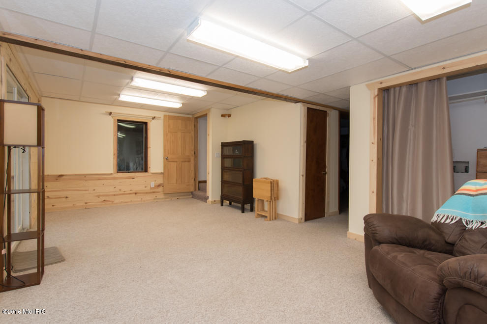 11520 Channel Dr, Plainwell, MI 49080 photo 17