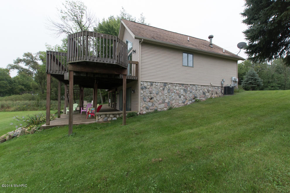 11520 Channel Dr, Plainwell, MI 49080 photo 35