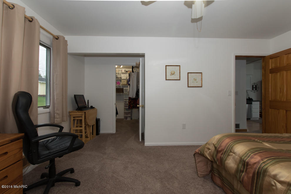 11520 Channel Dr, Plainwell, MI 49080 photo 13