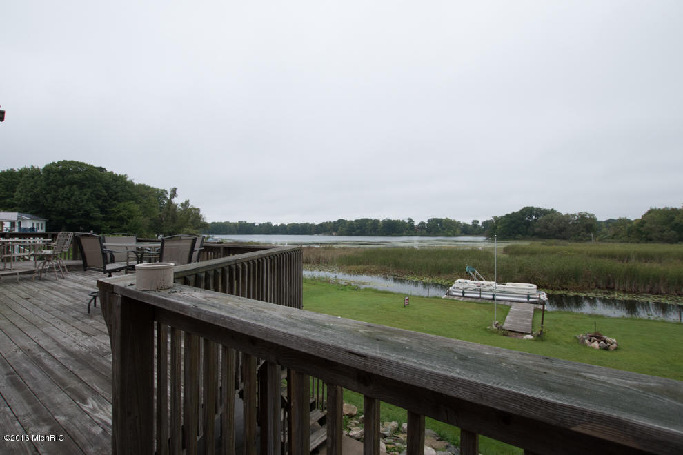 11520 Channel Dr, Plainwell, MI 49080 photo 25