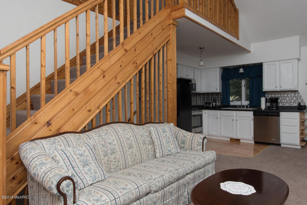 11520 Channel Dr, Plainwell, MI 49080 photo 9