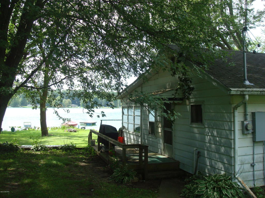 8191 Cole Rd, Reading, MI 49274 photo 2