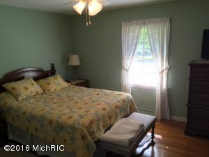 4531 18th St, Dorr, MI 49323 photo 11