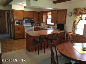 4531 18th St, Dorr, MI 49323 photo 4