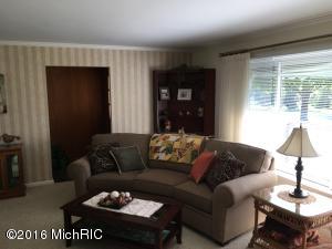 4531 18th St, Dorr, MI 49323 photo 9