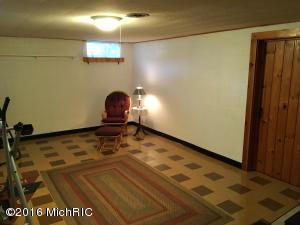 4531 18th St, Dorr, MI 49323 photo 15