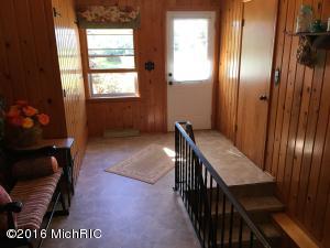 4531 18th St, Dorr, MI 49323 photo 5