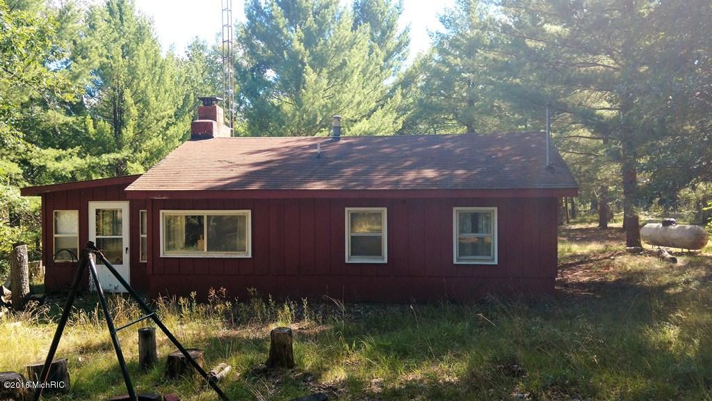 7578 W Wingleton Rd, Baldwin, MI 49304 photo 3