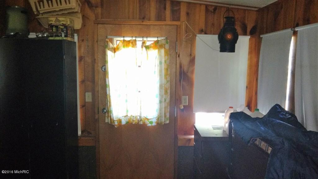 7578 W Wingleton Rd, Baldwin, MI 49304 photo 9