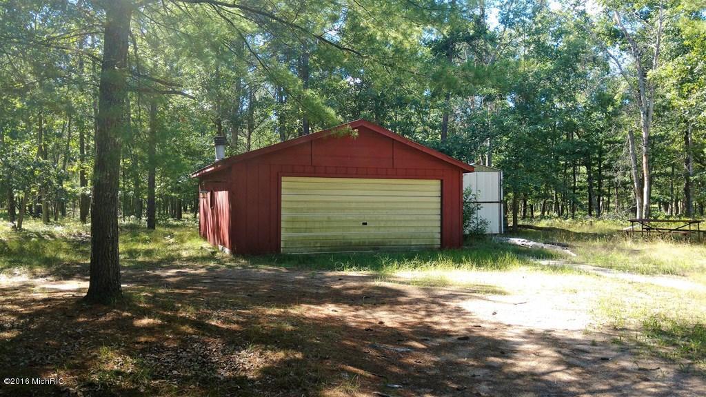 7578 W Wingleton Rd, Baldwin, MI 49304 photo 2