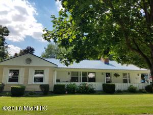 340 Mill St, Constantine, MI 49042 photo 1