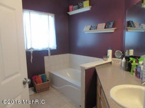 1790 Cuper, Dorr, MI 49323 photo 9