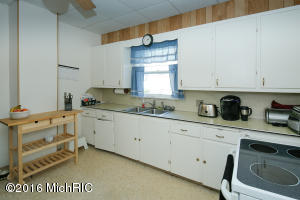 312 High St, Marshall, MI 49068 photo 7