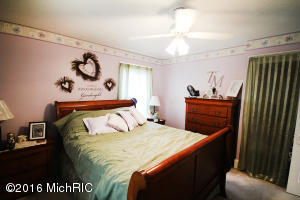 116 Lake, Buchanan, MI 49107 photo 14