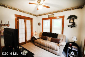 116 Lake, Buchanan, MI 49107 photo 6