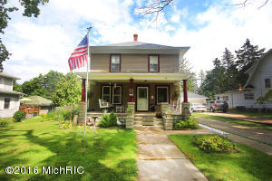 116 Lake, Buchanan, MI 49107 photo 1