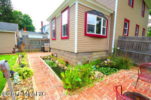 116 Lake, Buchanan, MI 49107 photo 24
