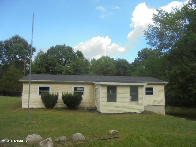 4546 Wheeler Rd, Belding, MI 48809 photo 3