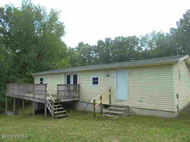 4546 Wheeler Rd, Belding, MI 48809 photo 5
