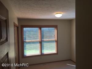 10111 D Ave E, Richland, MI 49083 photo 9