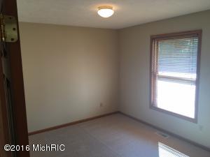 10111 D Ave E, Richland, MI 49083 photo 6