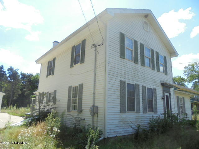 9477 Button Rd, Belding, MI 48809 photo 3