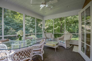 995 Sargent SE, Ada, MI 49301 photo 20
