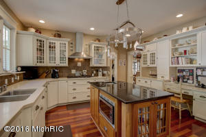 995 Sargent SE, Ada, MI 49301 photo 14