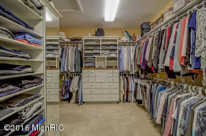 995 Sargent SE, Ada, MI 49301 photo 31