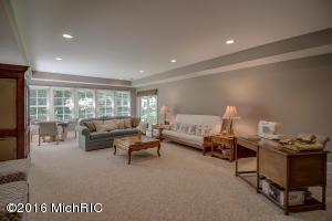 995 Sargent SE, Ada, MI 49301 photo 38