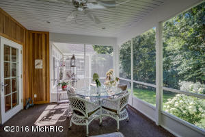 995 Sargent SE, Ada, MI 49301 photo 19