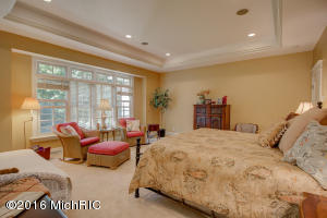 995 Sargent SE, Ada, MI 49301 photo 29