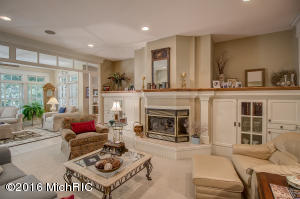 995 Sargent SE, Ada, MI 49301 photo 5