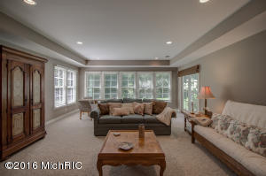 995 Sargent SE, Ada, MI 49301 photo 39