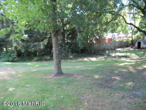 206 Millard St, Three Rivers, MI 49093 photo 3