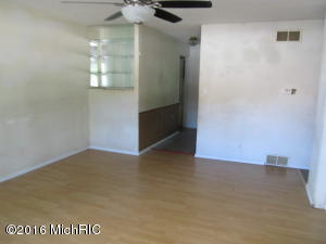 206 Millard St, Three Rivers, MI 49093 photo 8
