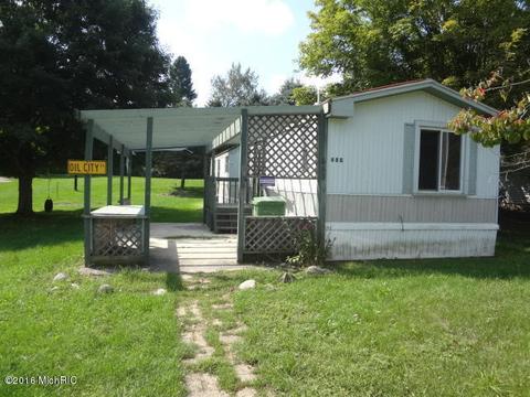 488 Graham St, Cassopolis, MI 49031 photo 3