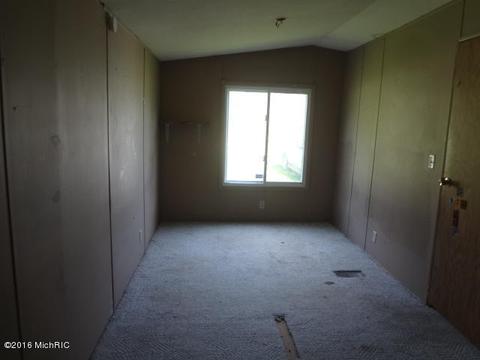 488 Graham St, Cassopolis, MI 49031 photo 12
