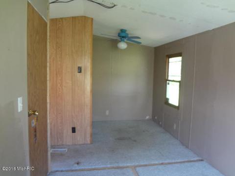 488 Graham St, Cassopolis, MI 49031 photo 13