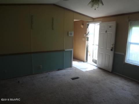 488 Graham St, Cassopolis, MI 49031 photo 9