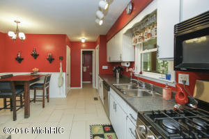 12481 Mn Ave E, Climax, MI 49034 photo 9