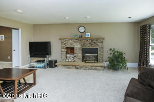 12481 Mn Ave E, Climax, MI 49034 photo 5