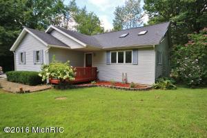 57016 Day Rd, Three Rivers, MI 49093 photo 2