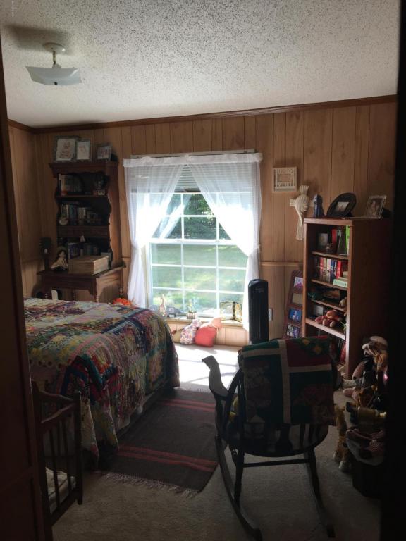 5717 E 36th St, White Cloud, MI 49349 photo 4