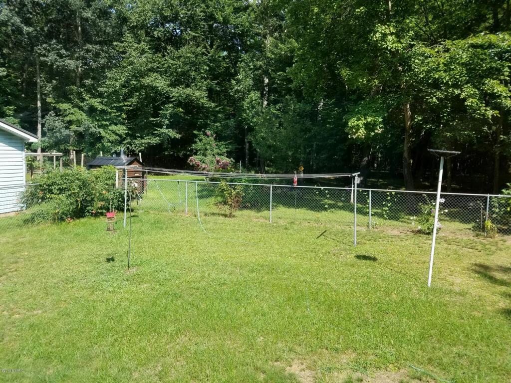 5717 E 36th St, White Cloud, MI 49349 photo 9