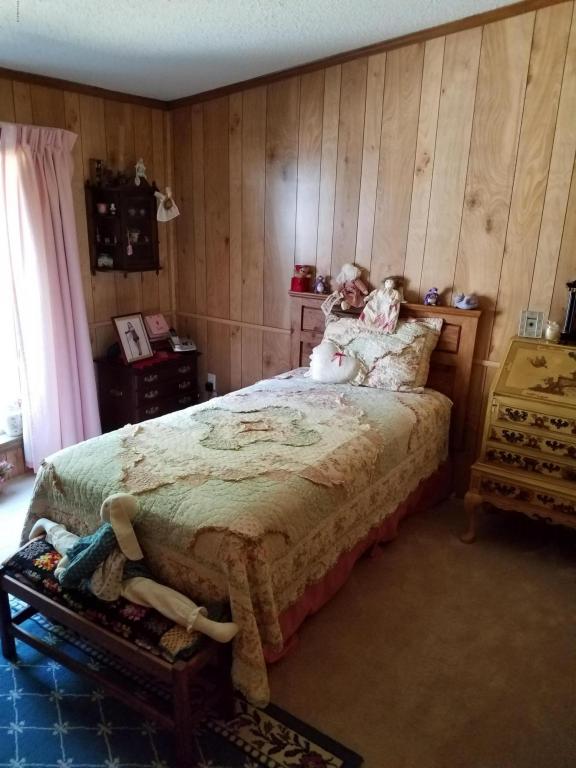 5717 E 36th St, White Cloud, MI 49349 photo 5