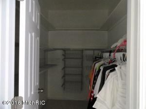 89 W Barton St, Newaygo, MI 49337 photo 7